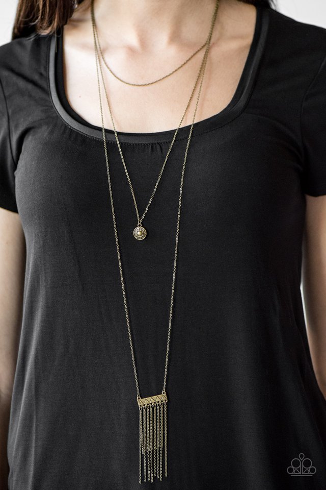 Paparazzi ♥ Sol Surfer - Brass ♥ Necklace
