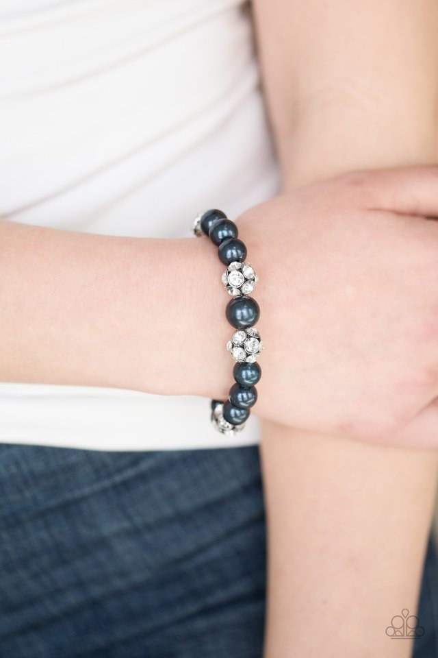 Paparazzi ♥ Pearls and Parlors - Blue ♥ Bracelet