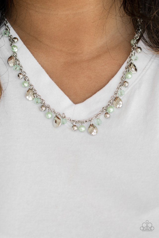 Paparazzi ♥ Spring Sophistication - Green ♥ Necklace