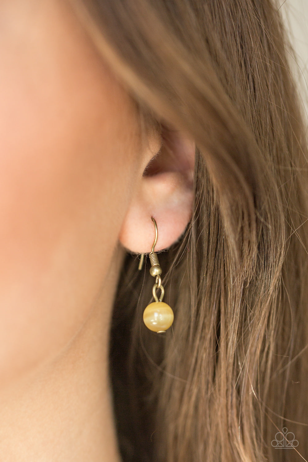 Paparazzi ♥ Anything GLOWS - Brass ♥  Necklace