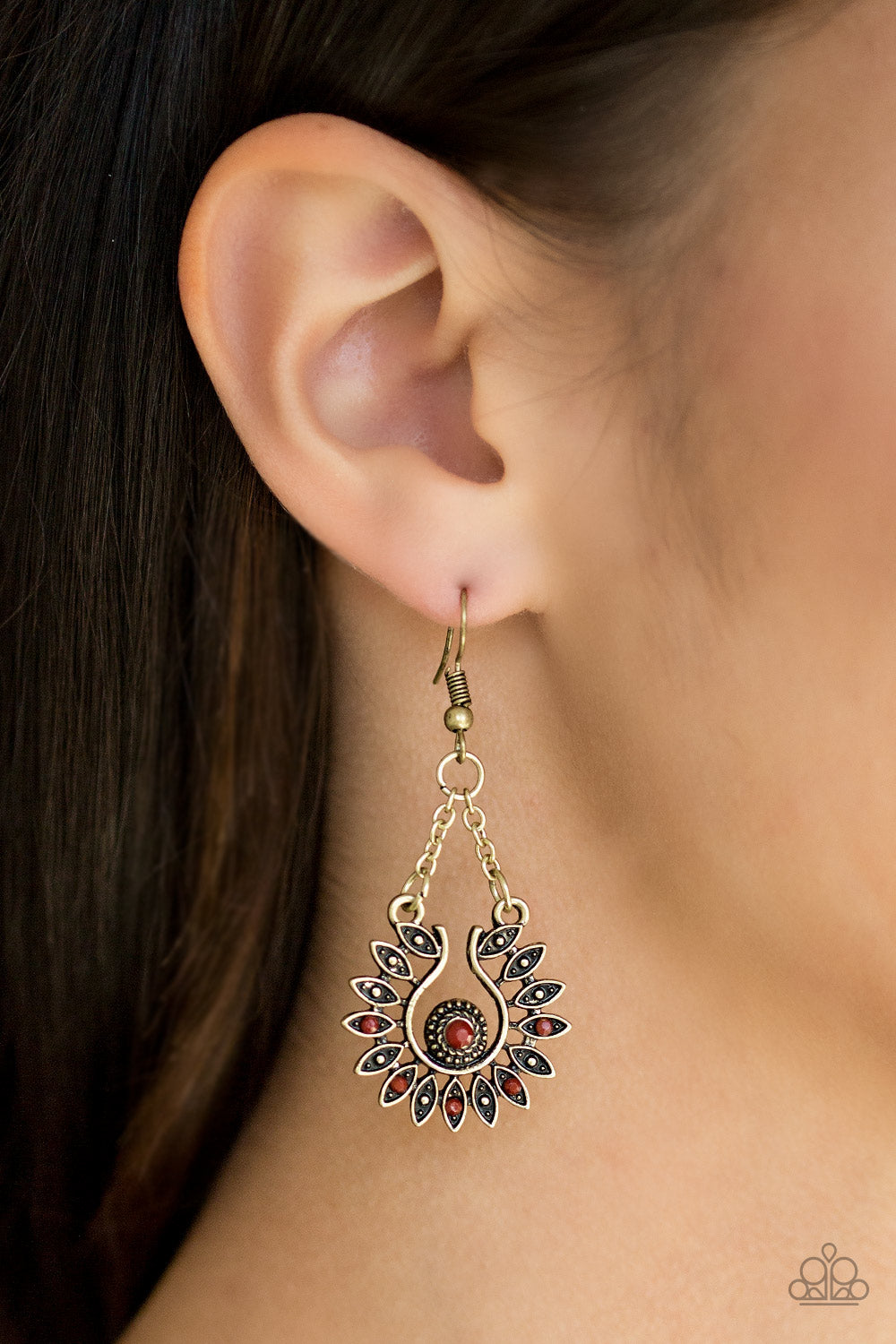 Paparazzi ♥ Cancun Can-Can - Brass ♥  Earrings