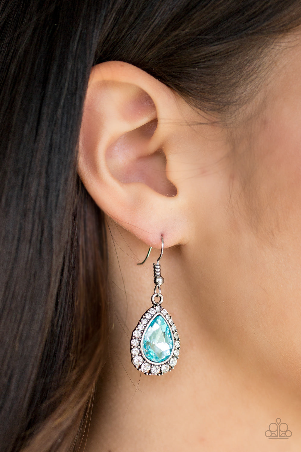Paparazzi ♥ Ready, Set, GLOW! - Blue ♥  Earrings