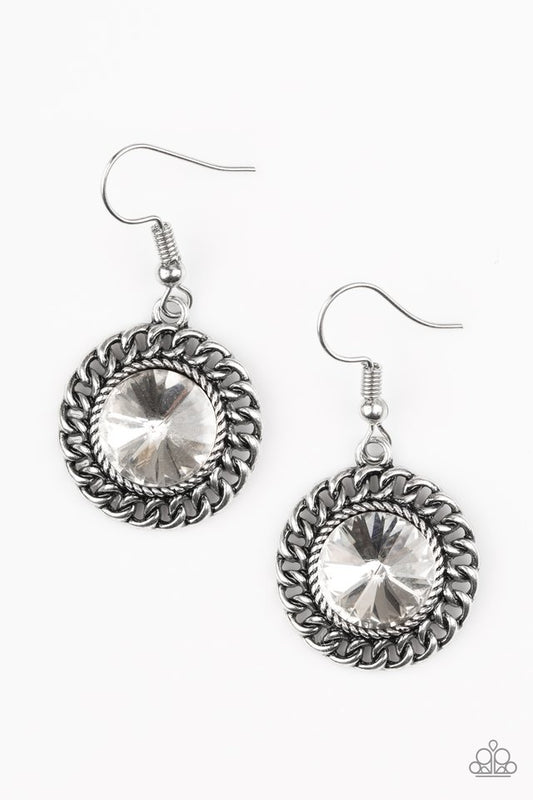 girl-grunge-attitude-white-p5re-wtxx-323xx