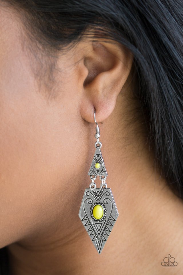 Paparazzi ♥ Drifting Dunes - Yellow ♥ Earrings