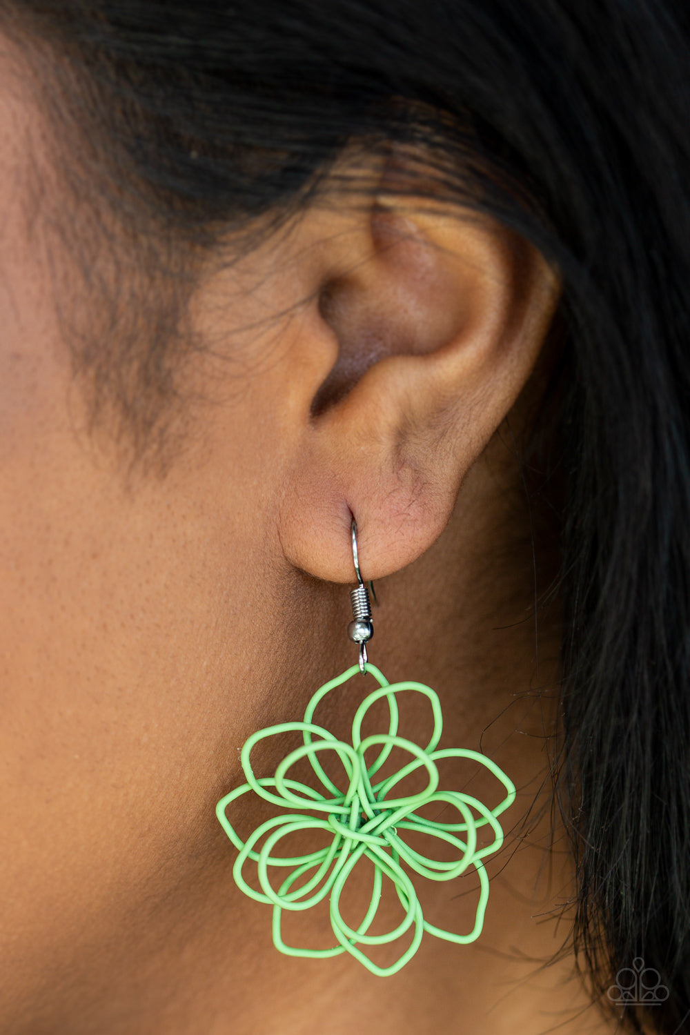 Paparazzi ♥ Springtime Serenity - Green ♥  Earrings