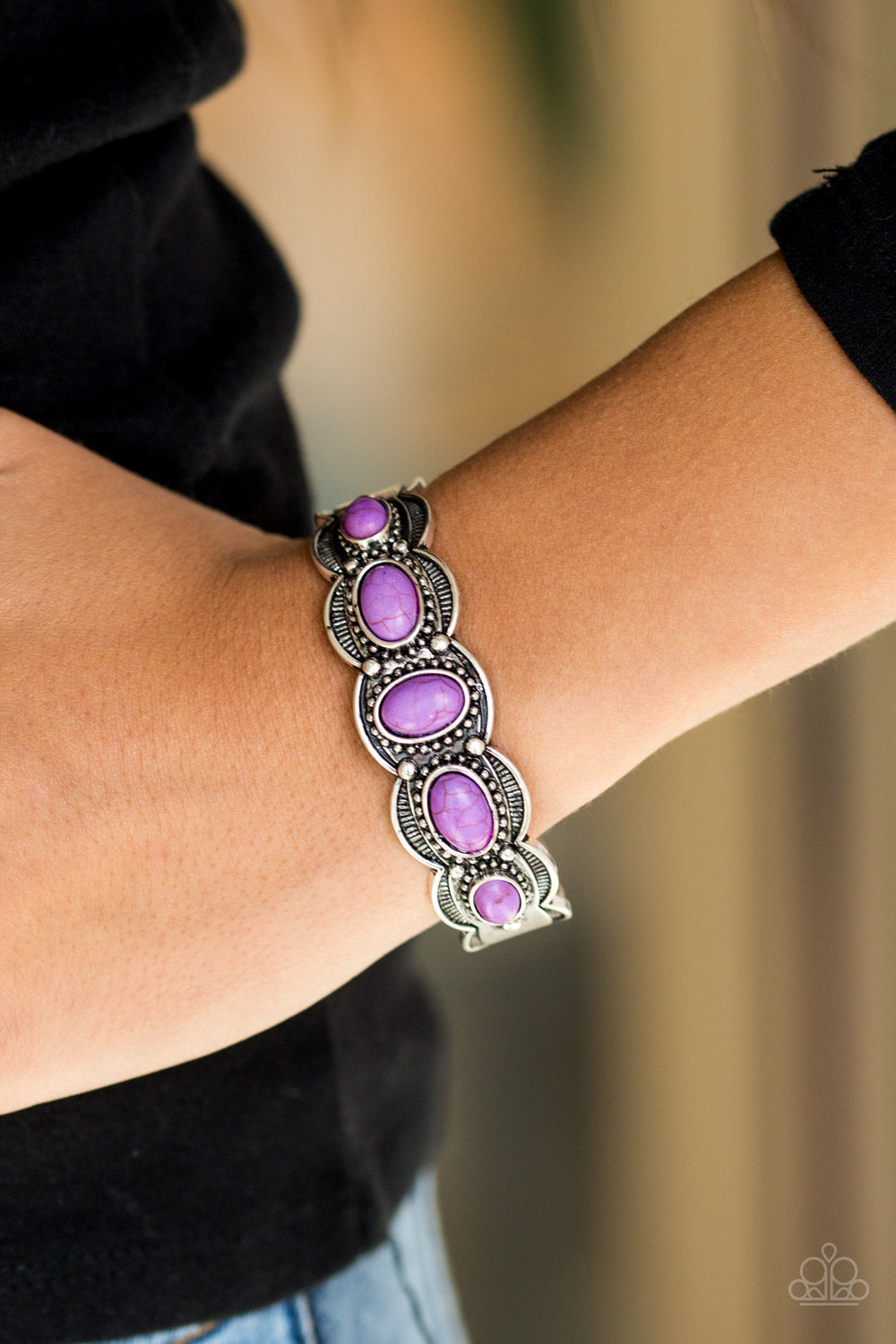 Paparazzi ♥ Desert Farer - Purple ♥  Bracelet