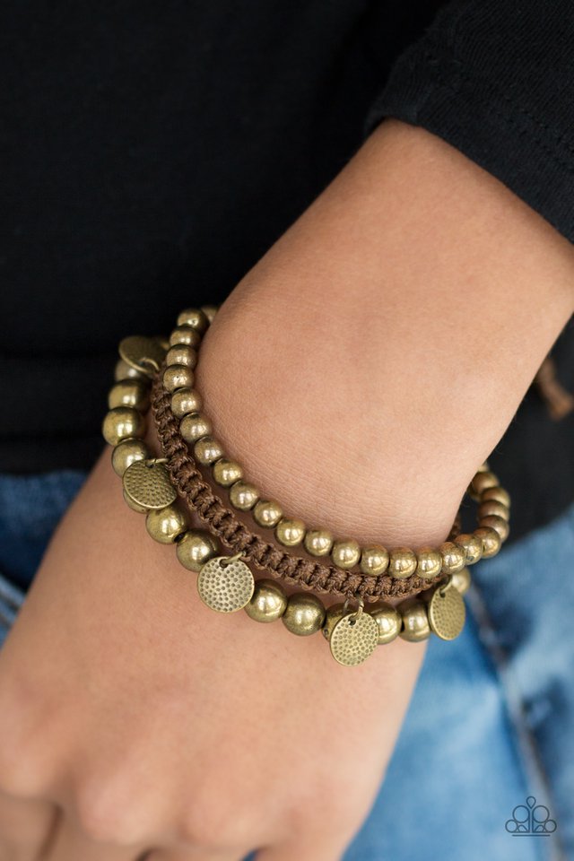 Paparazzi ♥ Seafaring Adventure - Brass ♥ Bracelet
