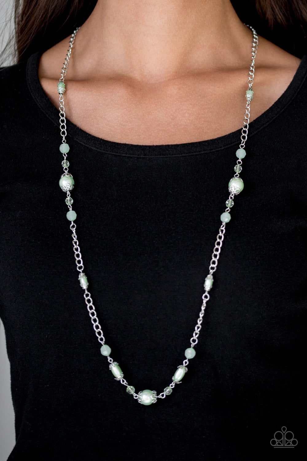 Paparazzi ♥ Magnificently Milan - Green ♥  Necklace