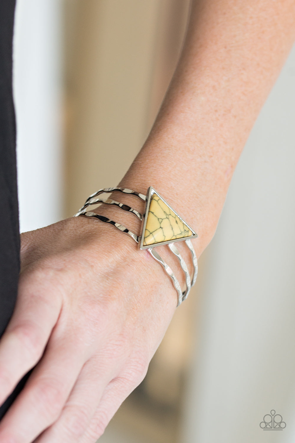 Paparazzi ♥ Put Up A FRONTIER - Yellow ♥  Bracelet