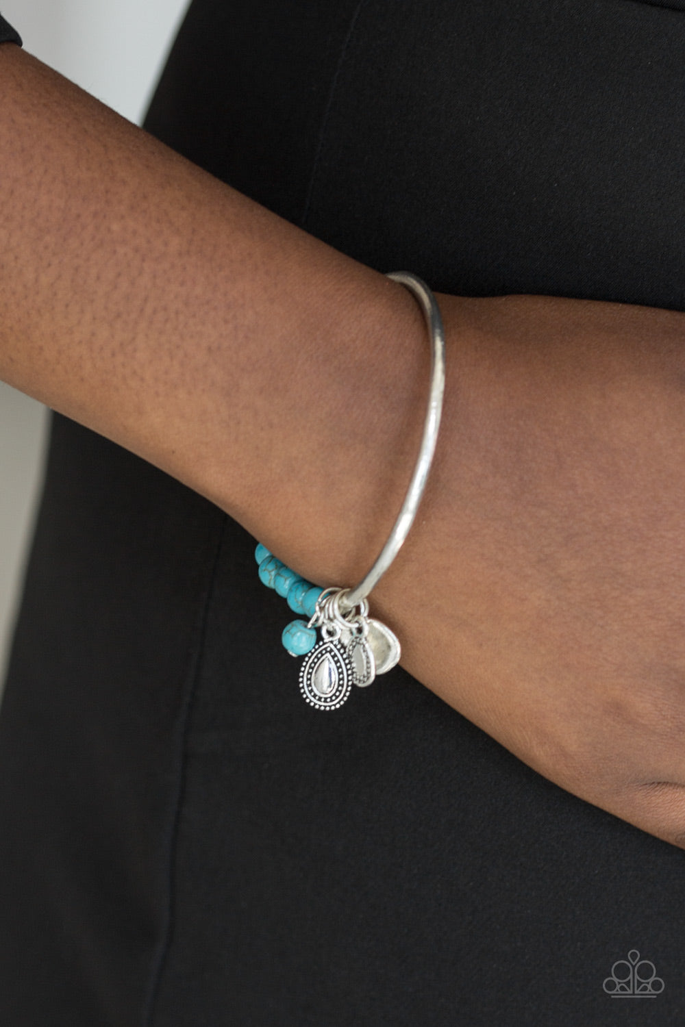 Paparazzi ♥ Ever Everest - Blue ♥  Bracelet