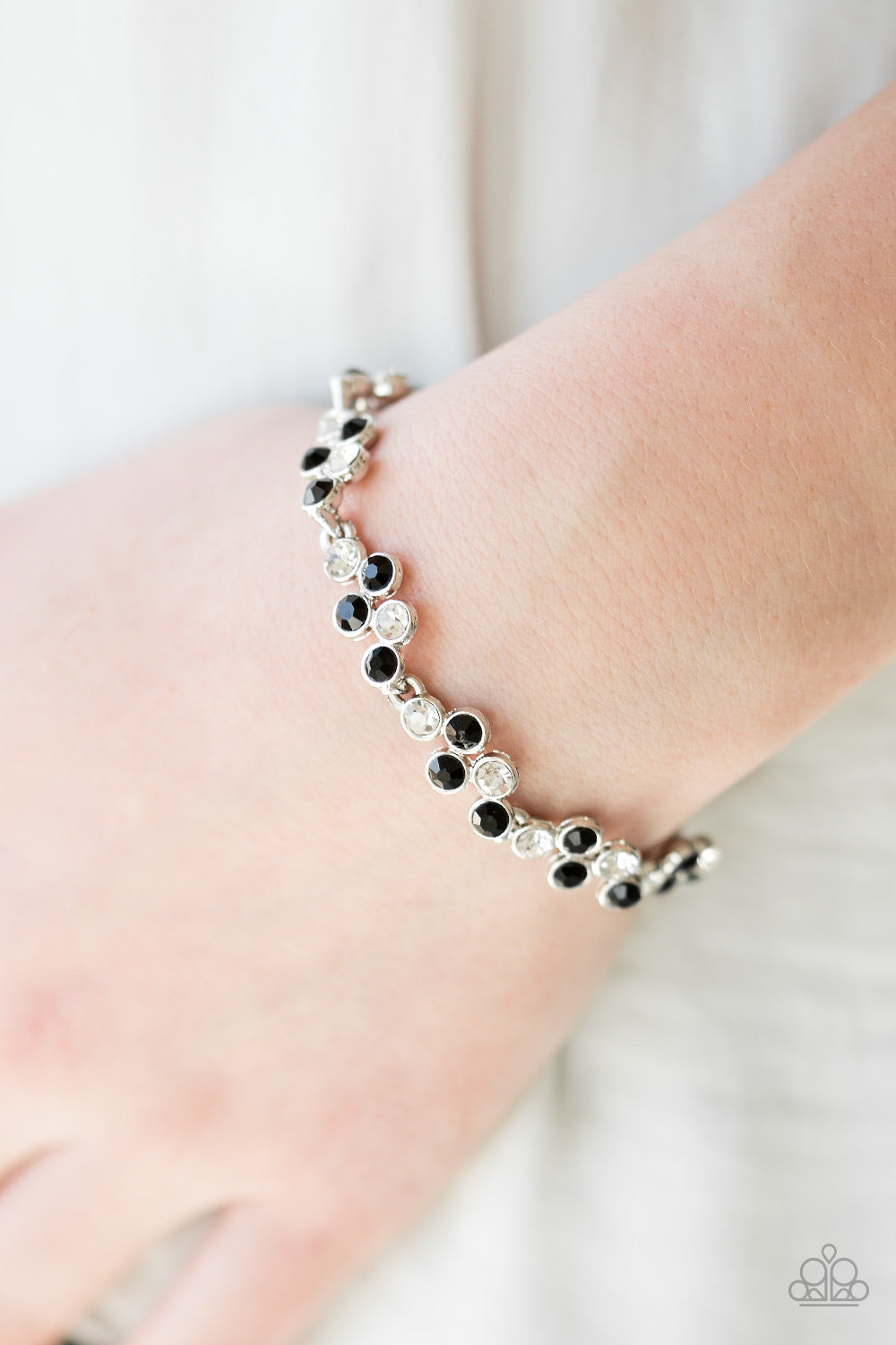 Paparazzi ♥ Still GLOWING Strong - Black ♥  Bracelet