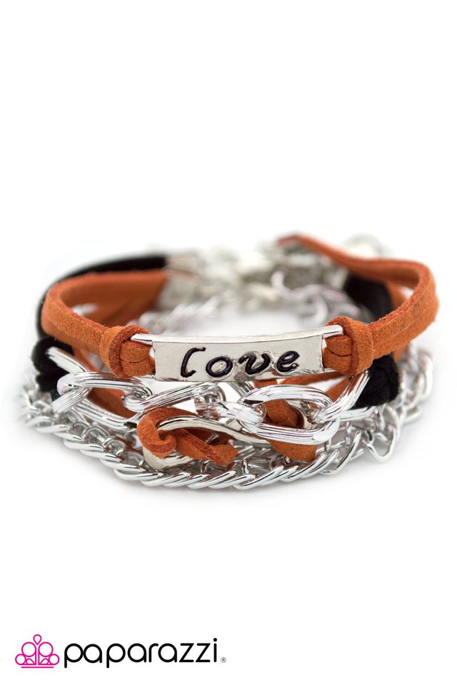 Paparazzi ♥ I Will Never Break Your Heart - Orange ♥ Bracelet