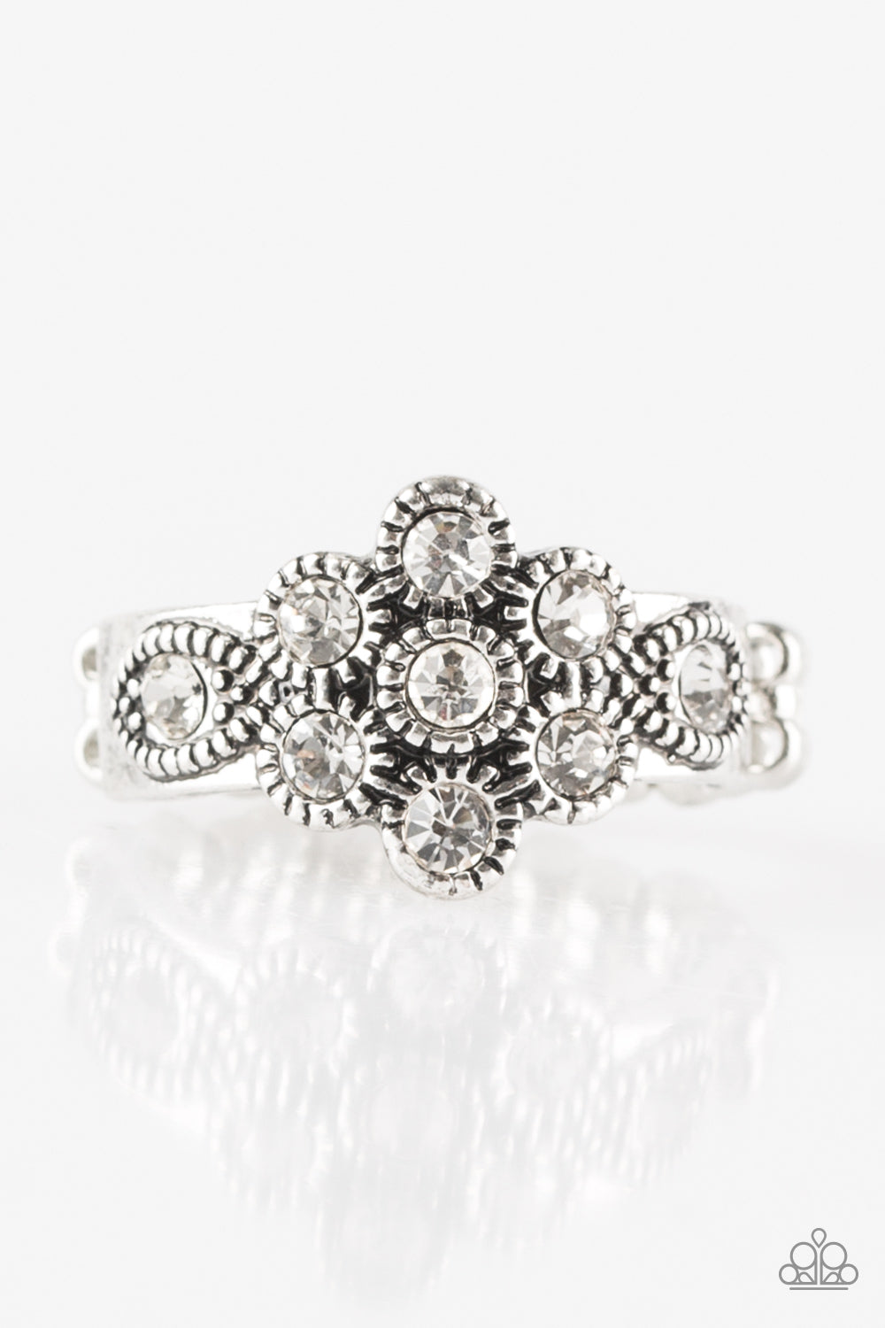 garland-glamour-white-p4wh-wtxx-102xx