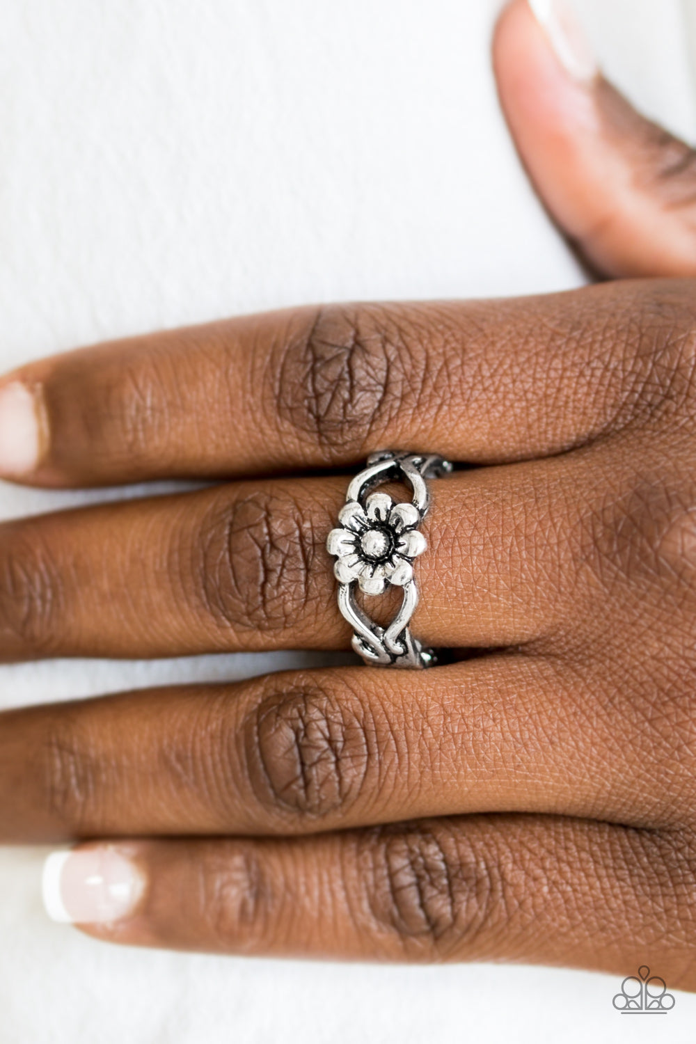 Paparazzi ♥ Galapagos Gardens - Silver ♥  Ring