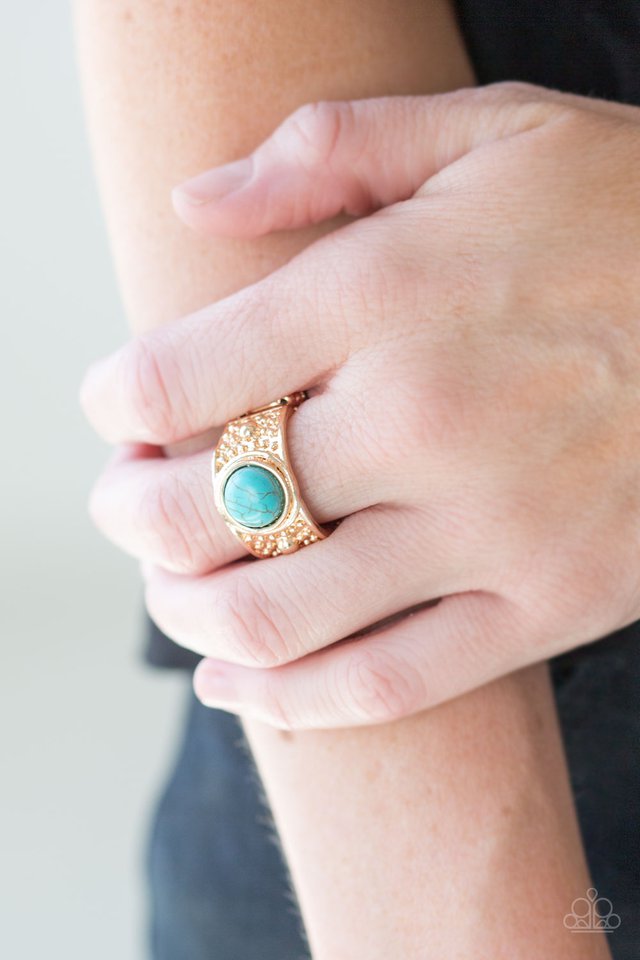Paparazzi ♥ Summer Oasis - Gold ♥ Ring