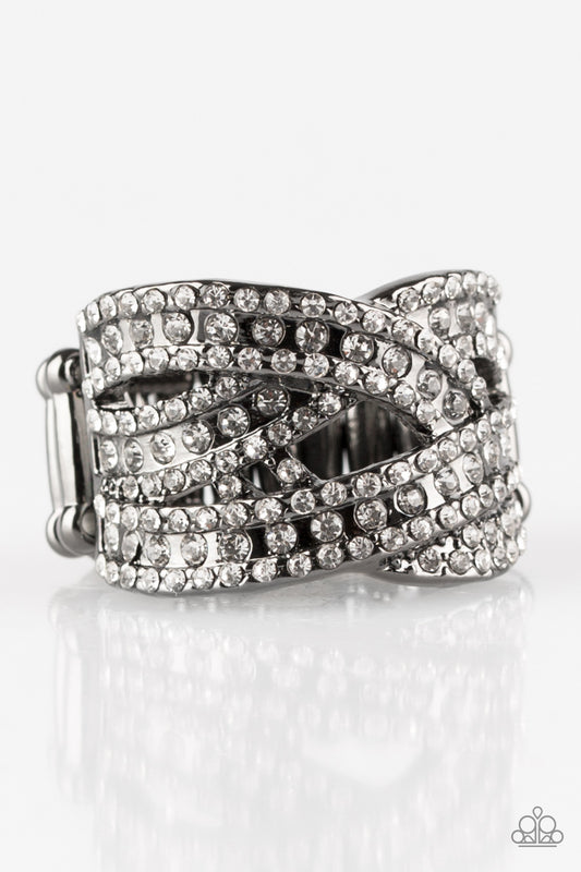 back-on-the-glitter-track-black-p4re-bkxx-147xx