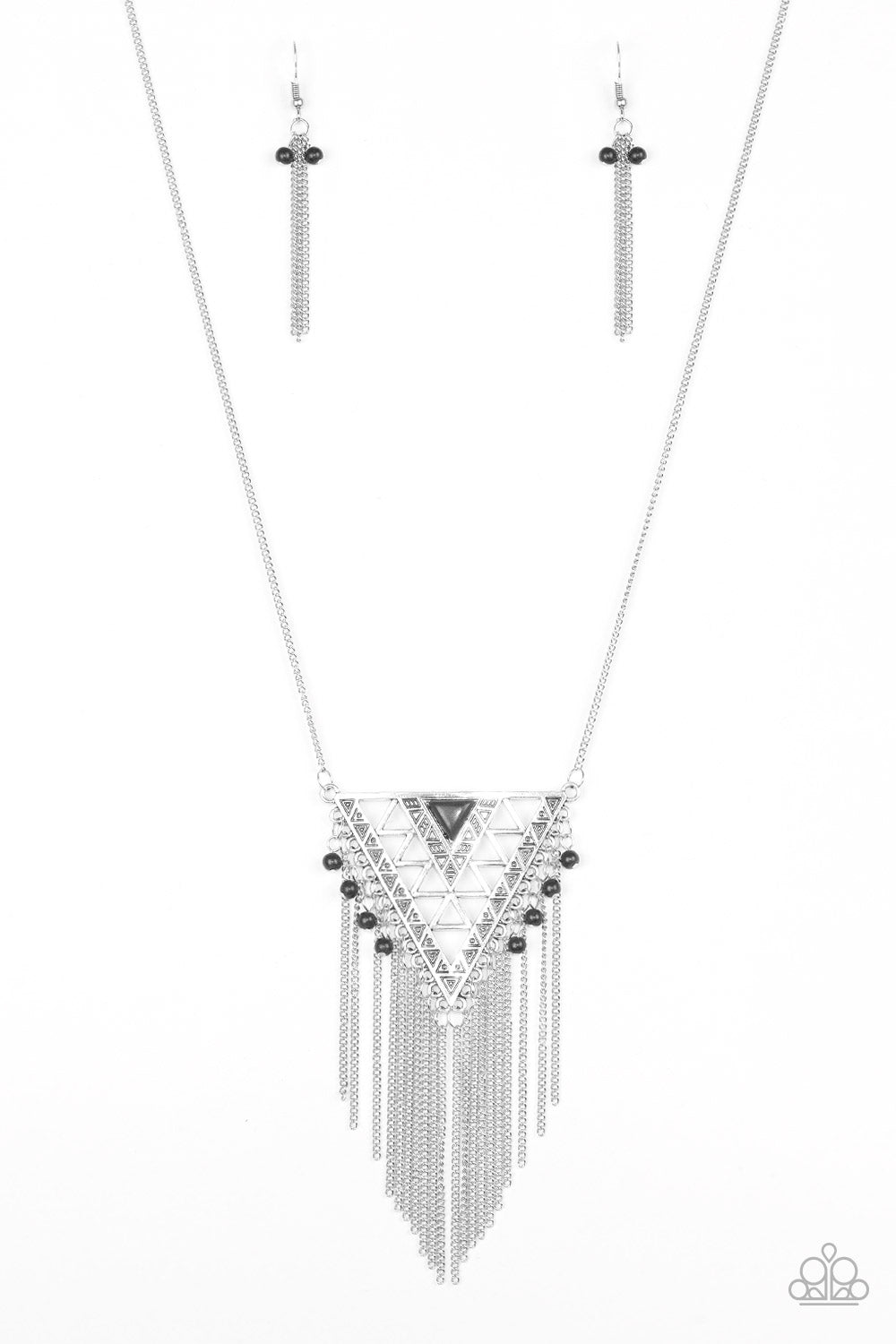 colorfully-colossal-black-p2tr-bkxx-080xx