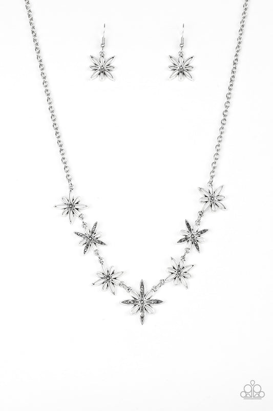 decked-out-in-daisies-silver-p2wh-svxx-230xx