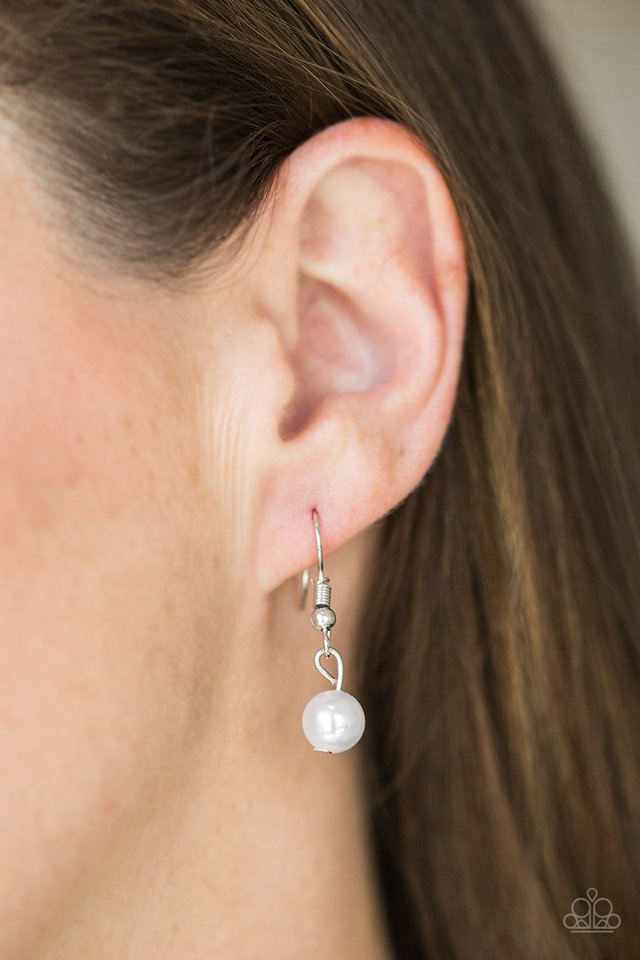 Paparazzi ♥ Spring Splash - White ♥ Necklace