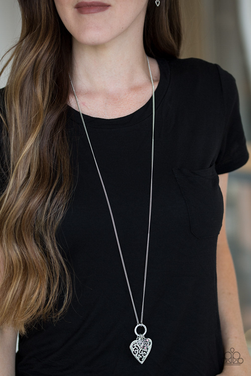 Paparazzi ♥ Bountiful Hearts - Pink ♥  Necklace