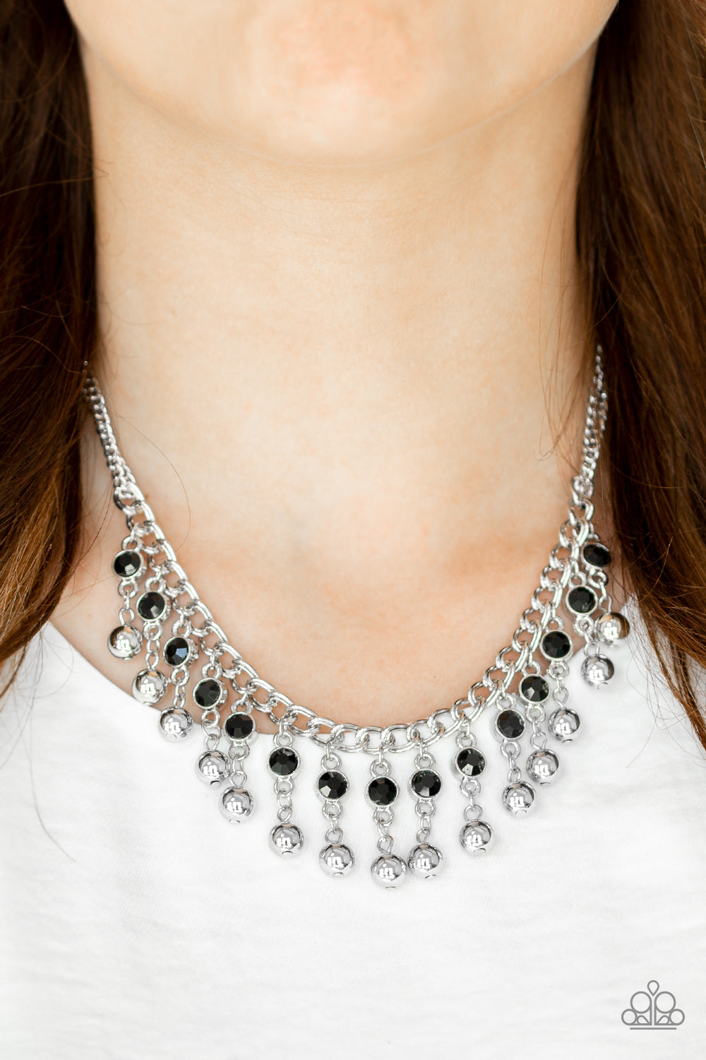 Paparazzi ♥ Pageant Queen - Black ♥  Necklace