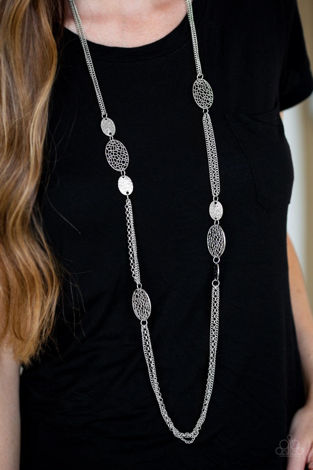 Paparazzi ♥ A Force Of Nature - Silver ♥  Necklace