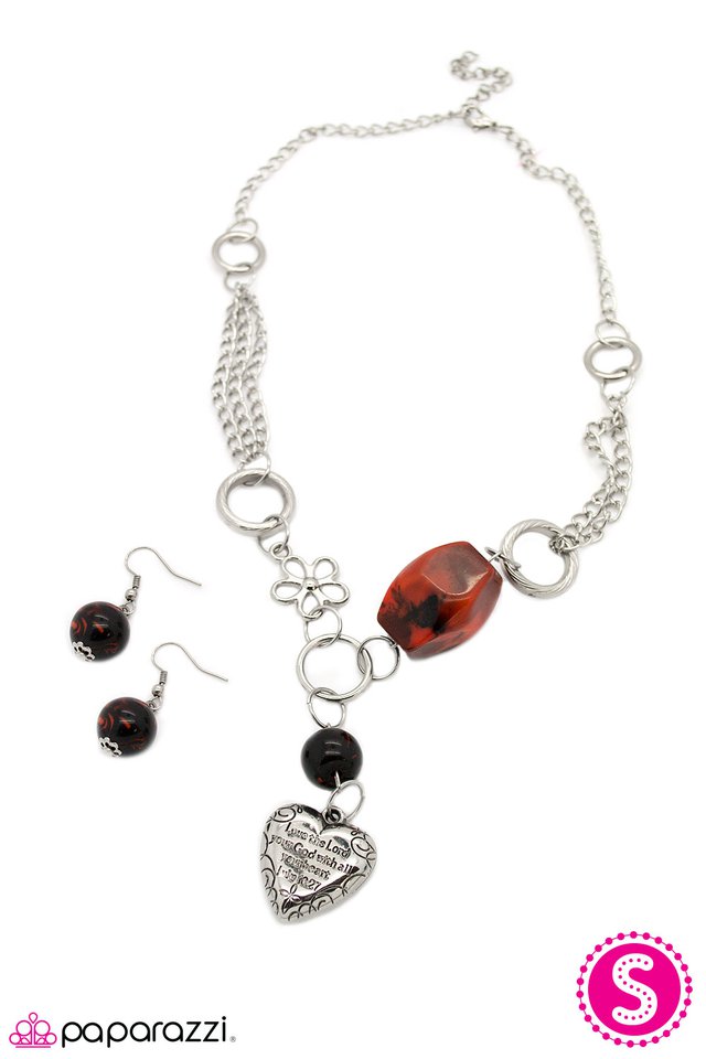 Paparazzi ♥ Vixen - Orange ♥ Necklace