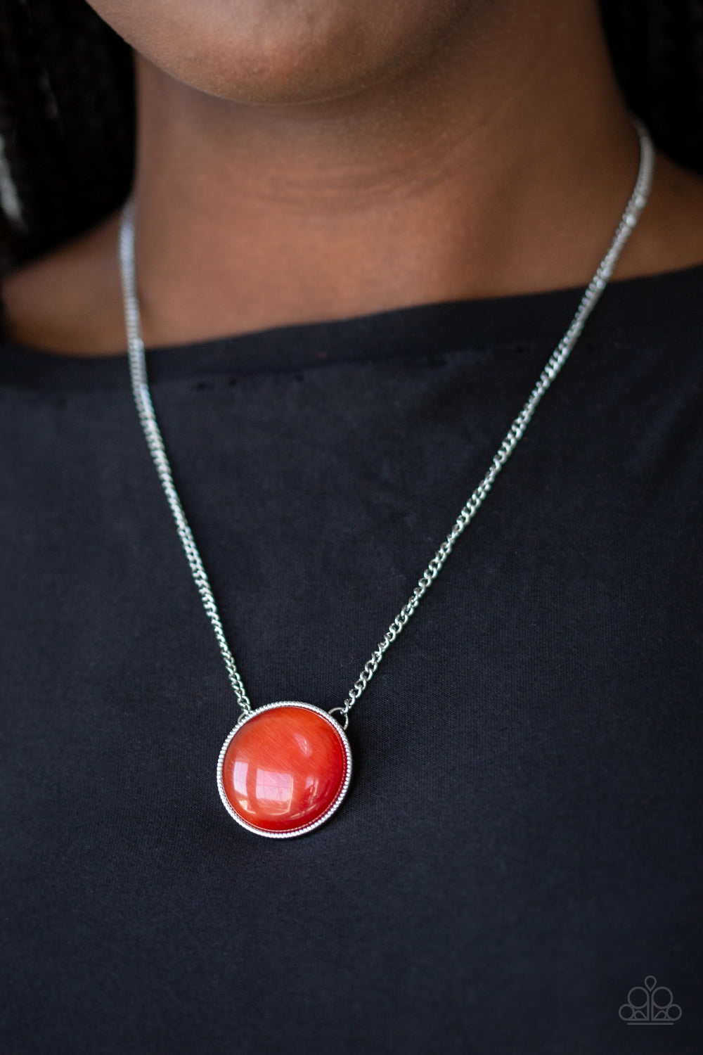 Paparazzi ♥ GLOW Down In History - Orange ♥  Necklace