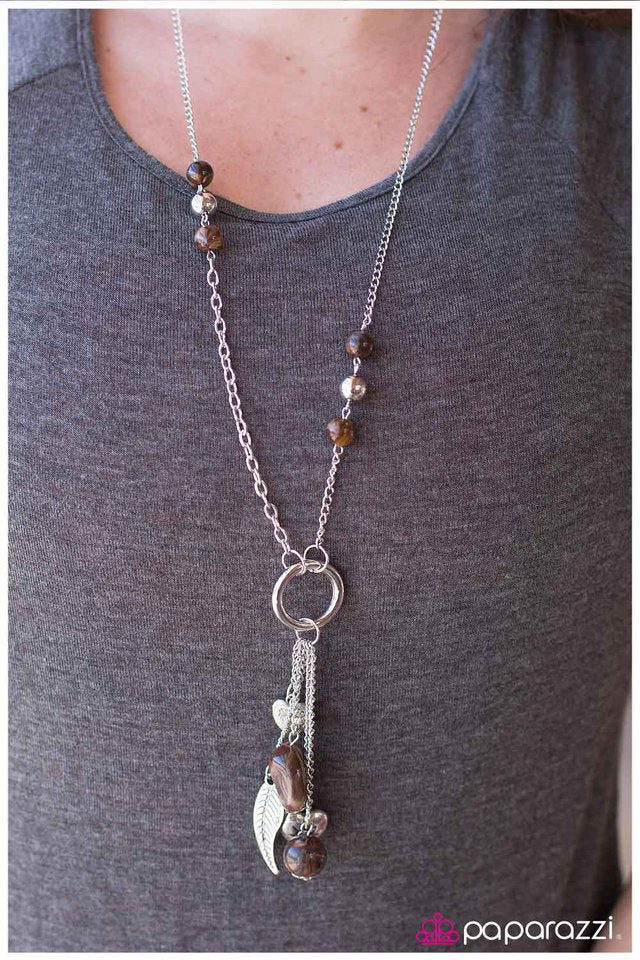 hanging-by-a-moment--brown-p2wh-bnxx-005xx