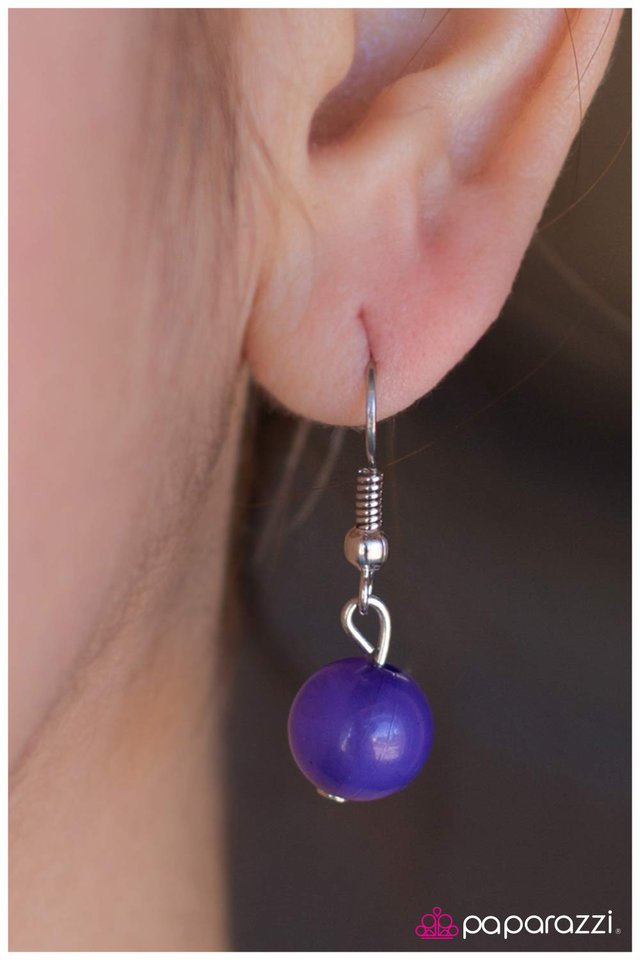 Paparazzi ♥ To The Ends of the Earth - Purple ♥ Necklace