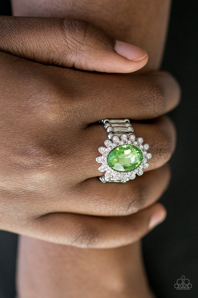 Paparazzi ♥ Castle Chic - Green ♥ Ring