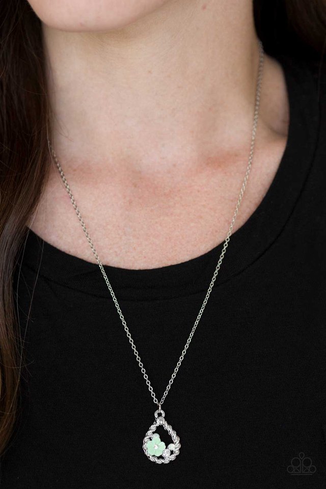 Paparazzi ♥ Serene Spring Showers - Green ♥ Necklace