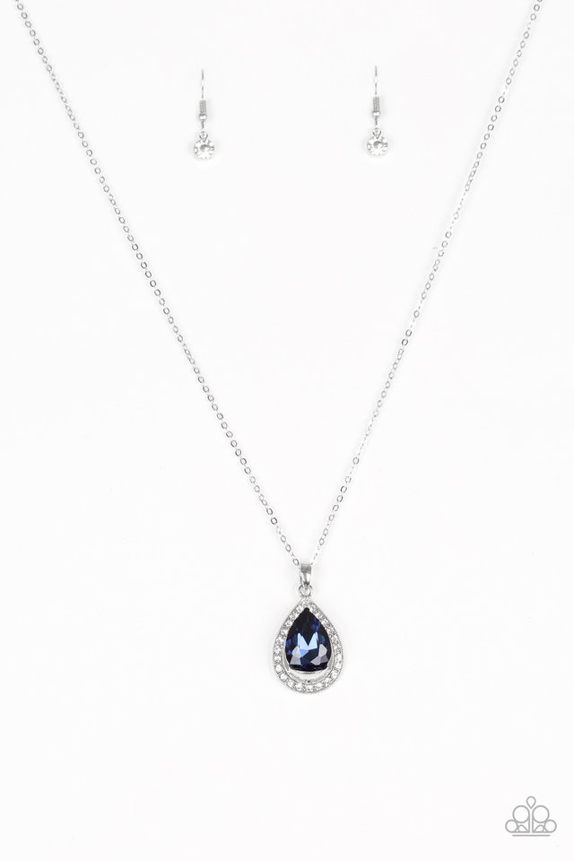 because-im-queen-blue-p2re-blxx-169xx