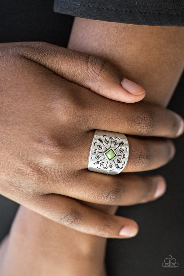 Paparazzi ♥ Here Today, Gone Tom-ARROW - Green ♥ Ring