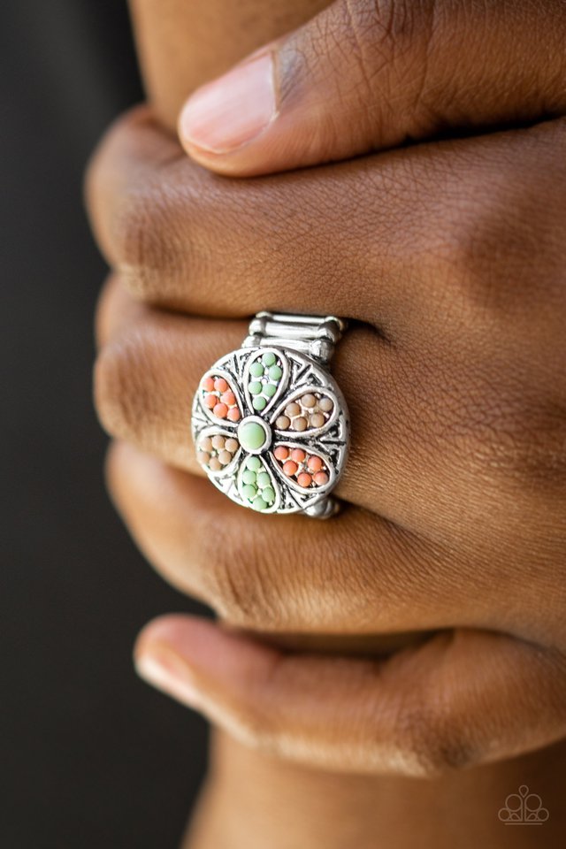 Paparazzi ♥ Summer Sandcastles - Green ♥ Ring