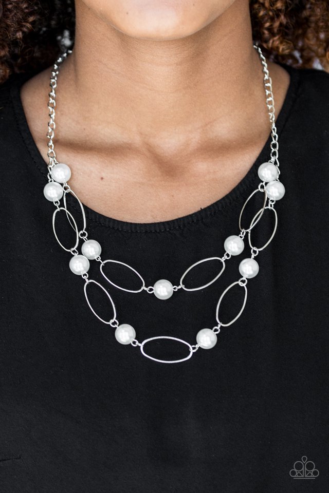 Paparazzi ♥ Best Of Both POSH-ible Worlds - White ♥ Necklace