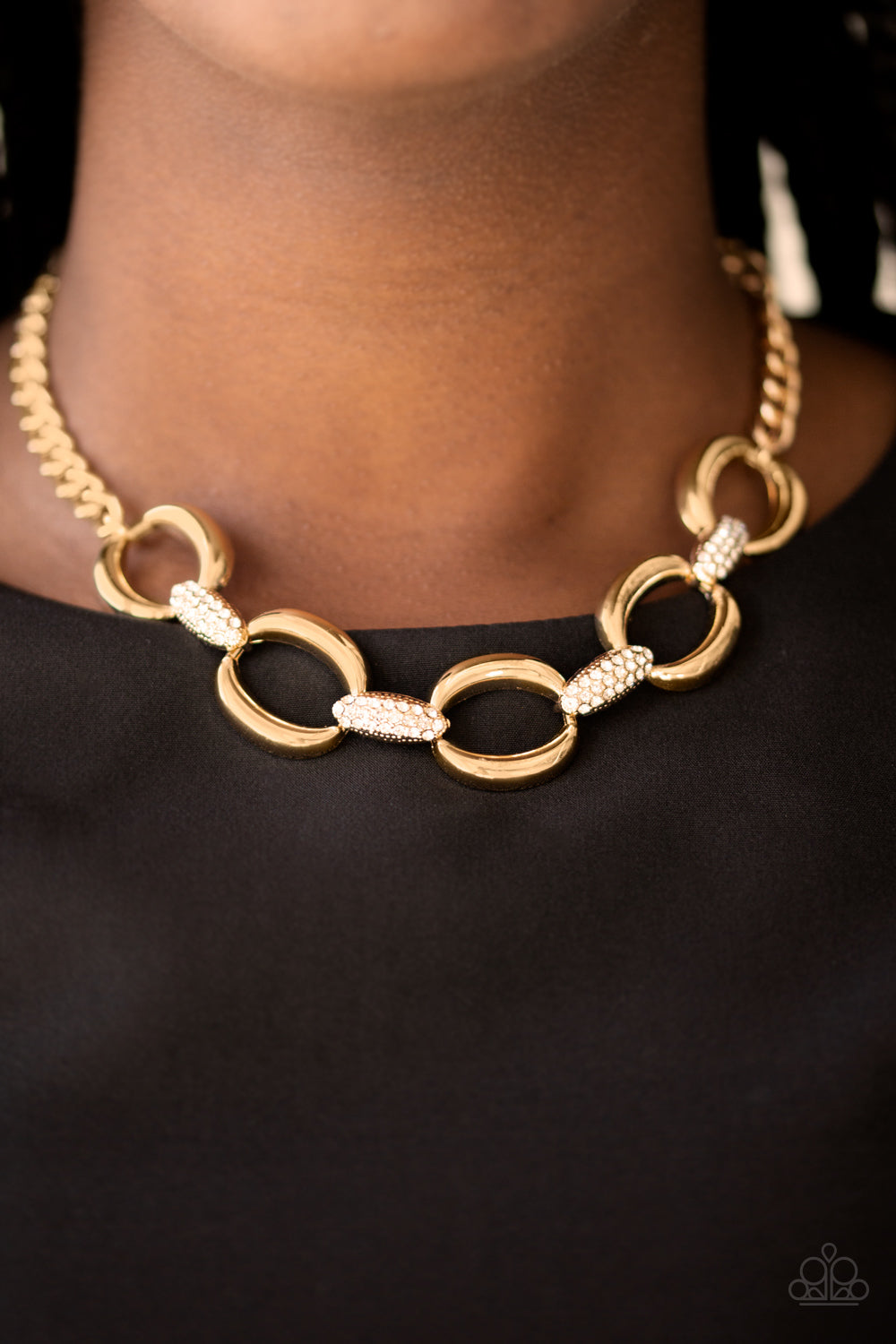 Paparazzi ♥ Boss Boulevard - Gold ♥  Necklace