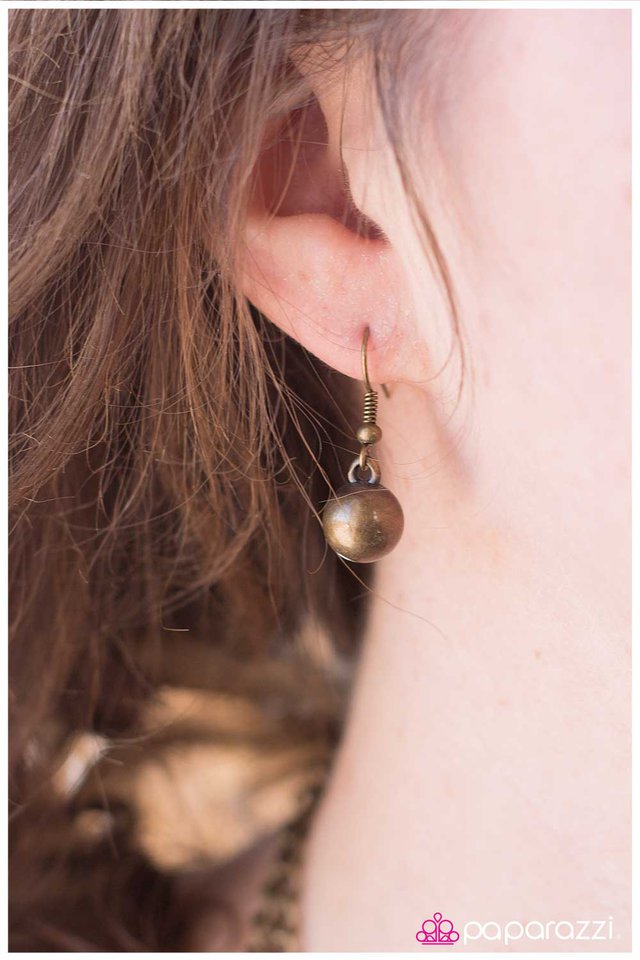 Paparazzi ♥ Perfectly Orchestrated - Brass ♥ Necklace