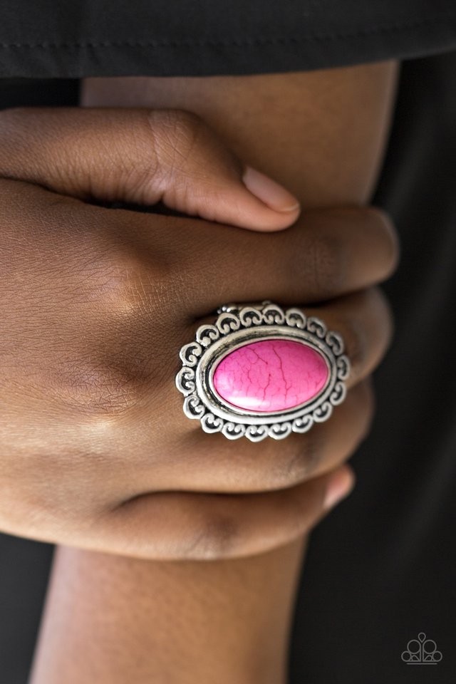 Paparazzi ♥ Madly Nomad - Pink ♥ Ring