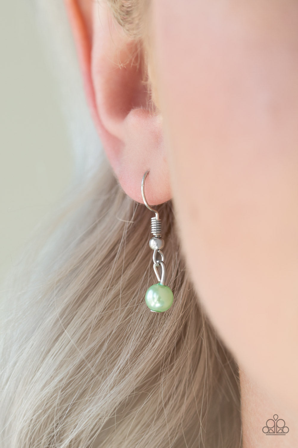 Paparazzi ♥ Speaking Of Timeless - Green ♥  Necklace