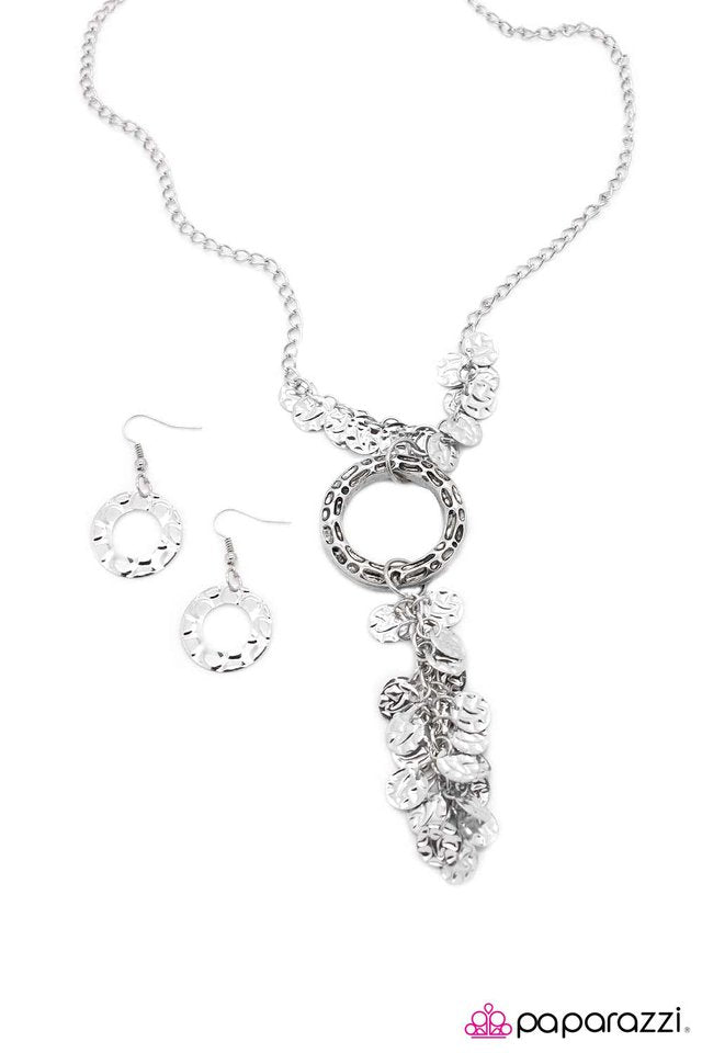 Paparazzi ♥ Chime In - Silver ♥ Necklace
