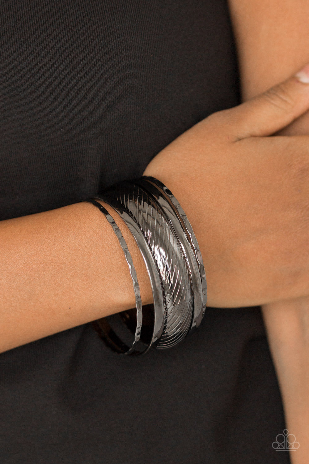 Paparazzi ♥ Boss of Boho - Black ♥  Bracelet