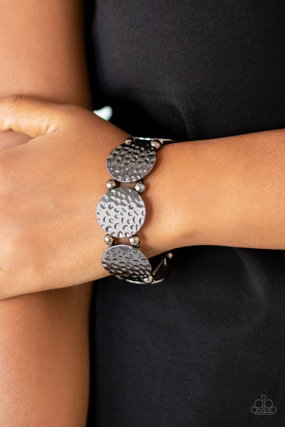 Paparazzi ♥ GLISTEN and Learn - Black ♥  Bracelet