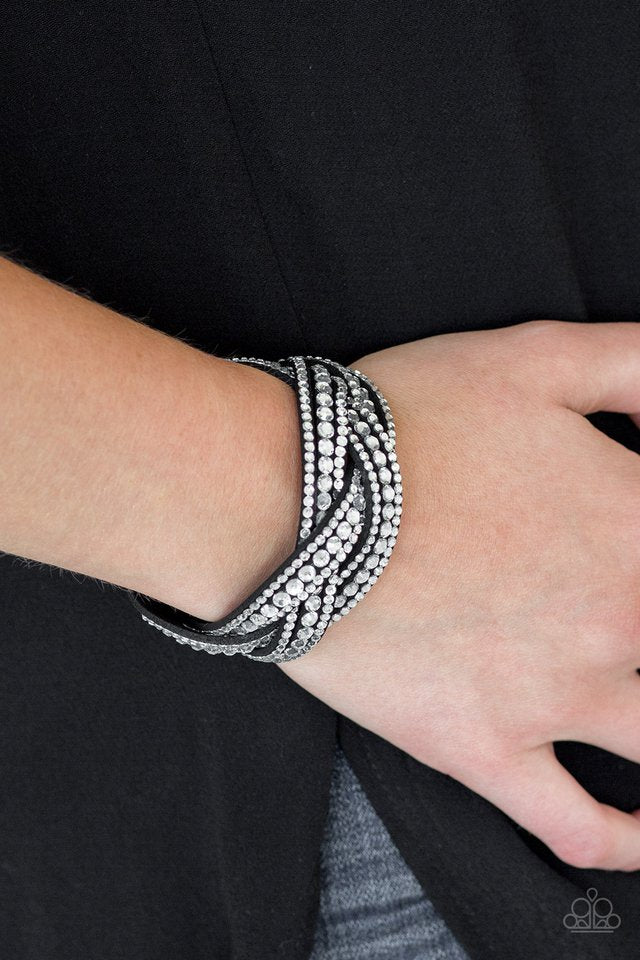 Paparazzi ♥ Bring On The Bling - Black ♥ Bracelet