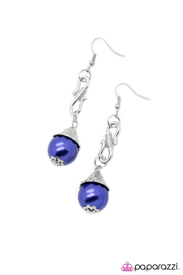 Paparazzi ♥ I Am Hooked - Blue ♥ Earrings