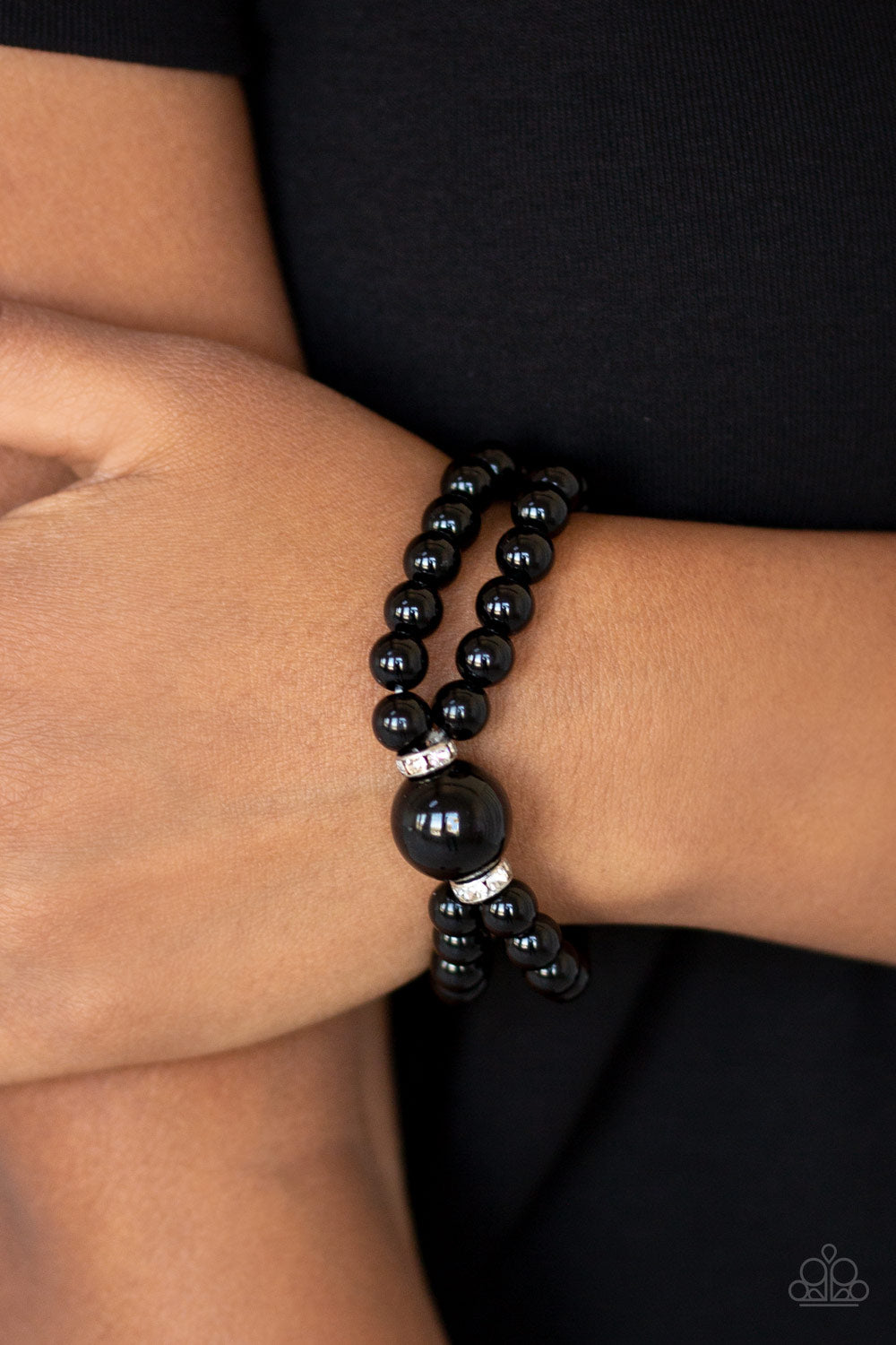 Paparazzi ♥ Romantic Redux - Black ♥  Bracelet