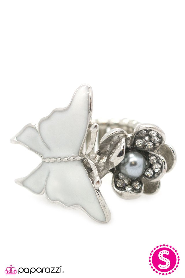 Paparazzi ♥ Floats Like A Butterfly - White ♥ Ring