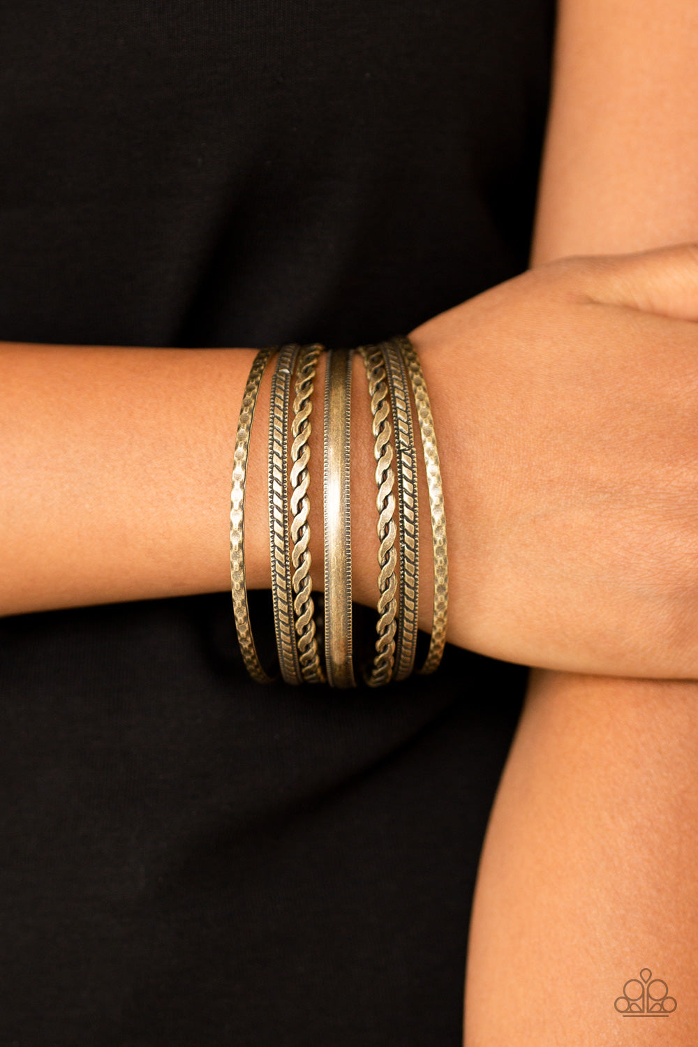 Paparazzi ♥ Rattle and Roll - Brass ♥  Bracelet