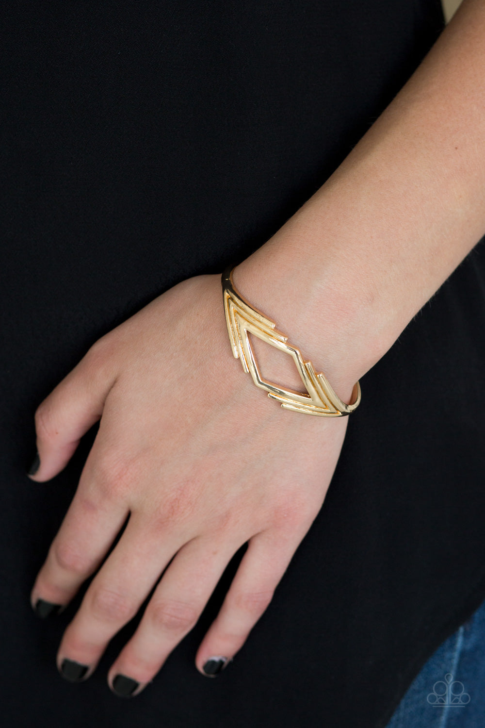 Paparazzi ♥ In Total De-NILE - Gold ♥  Bracelet