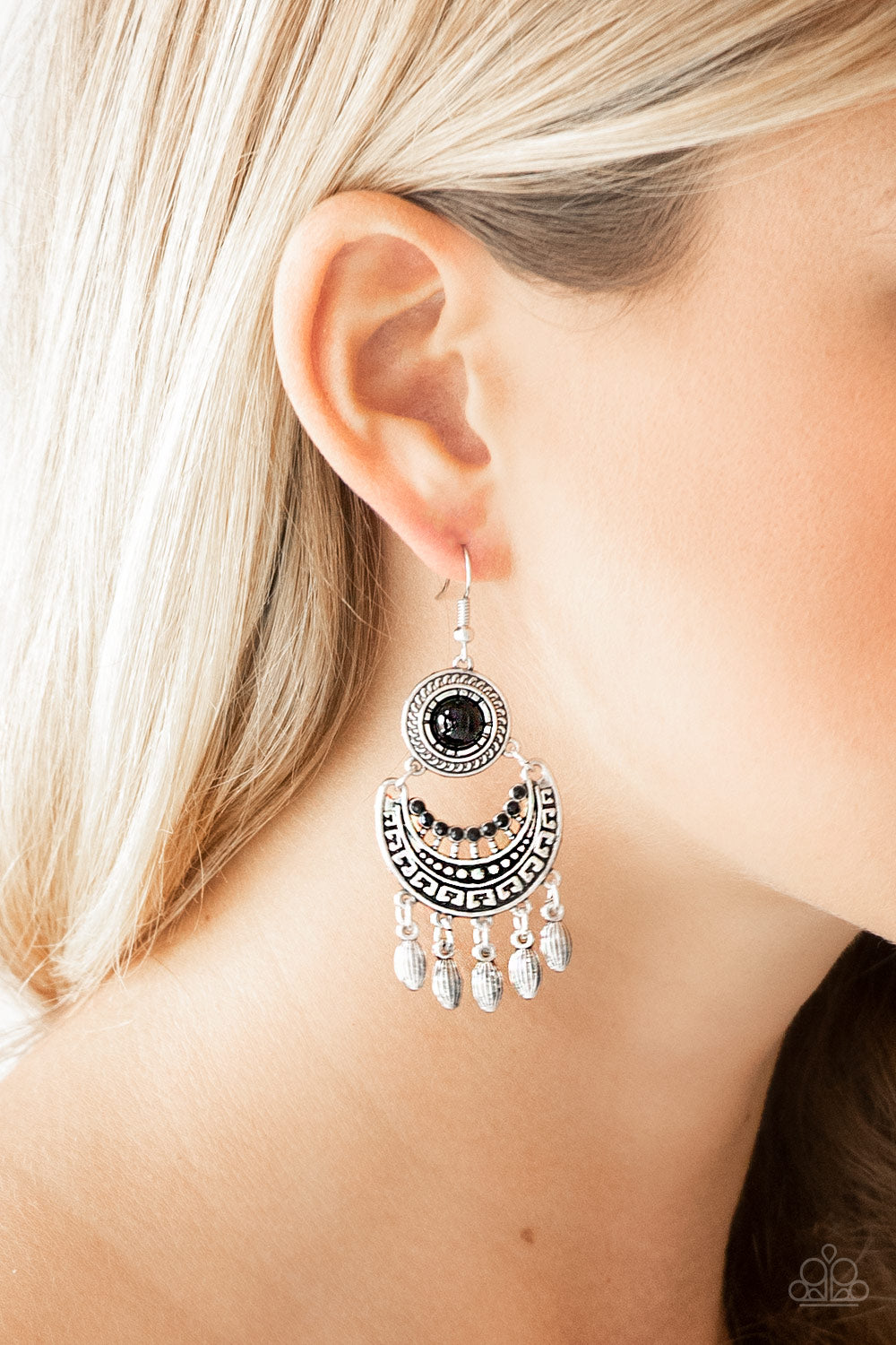 Paparazzi ♥ Mantra to Mantra - Black ♥  Earrings